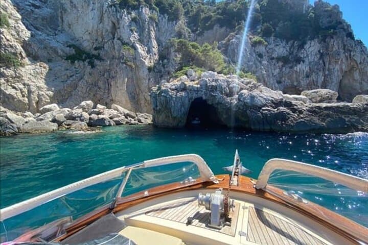 Private Capri Boat Tour with Nerano Stop — Swim Coves & Local Cuisine photo 6