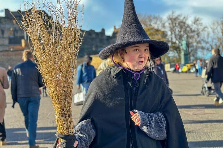 Edinburgh Witches Old Town Walking Tour — Haunted History on the Royal Mile photo 3