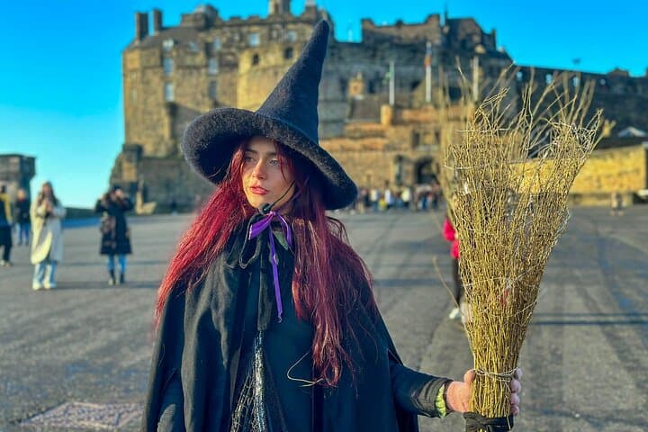 Edinburgh Witches Old Town Walking Tour — Haunted History on the Royal Mile photo 4