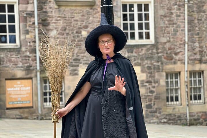 Edinburgh Witches Old Town Walking Tour — Haunted History on the Royal Mile photo 6