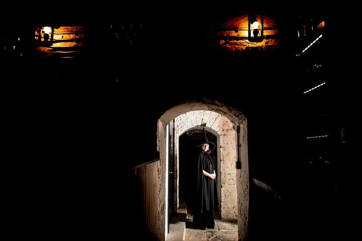 Edinburgh Witches Old Town Walking Tour — Haunted History on the Royal Mile photo 2