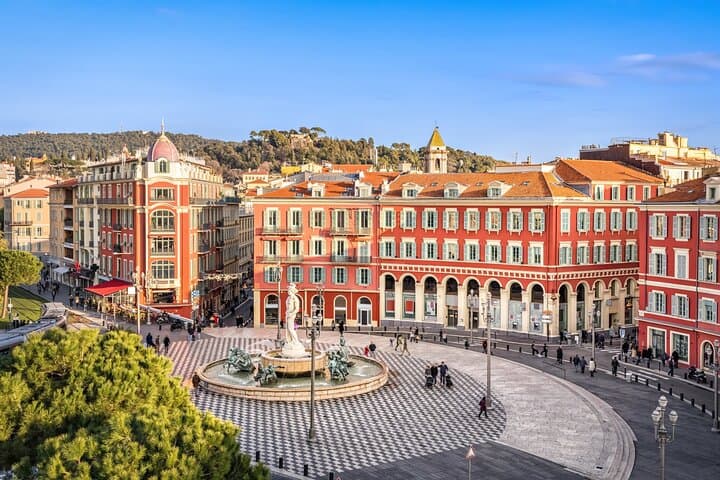 Explore Nice Old Town: Private Highlights & Hidden Gems Walking Tour photo 2