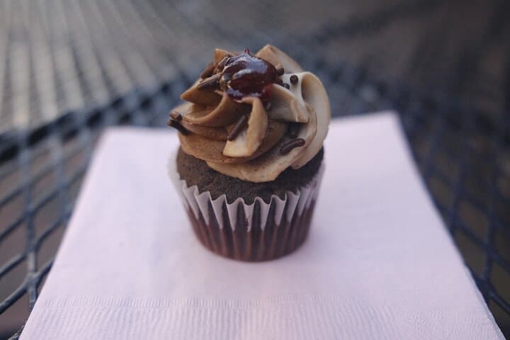 Back Bay Chocolate and Art Galleries Walking Tour — Boston Food & Art Stroll photo 6