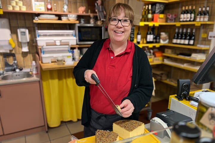 Zurich Private Walking Food Tour: Old Town Tastings & Chocolate Trails photo 4