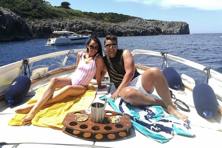 Private Capri Boat Tour with Nerano Stop — Swim Coves & Local Cuisine photo 3