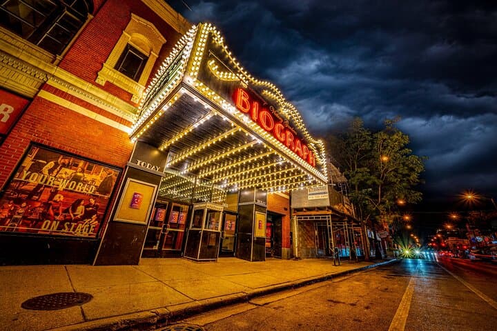 Chicago Ghost Walk: Windy City Haunted History Tour in Lincoln Park photo 4