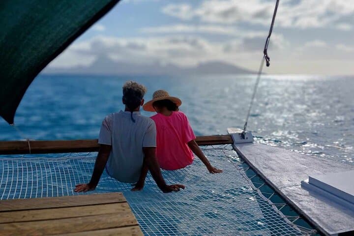 Sunset Sailing on Tahiti’s Lagoon: Polynesian Canoe Cruise at Dusk photo 6