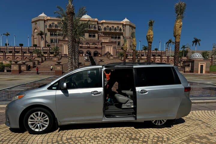Dubai to Fujairah Private Transfer — Airport & City One-Way or Return photo 3