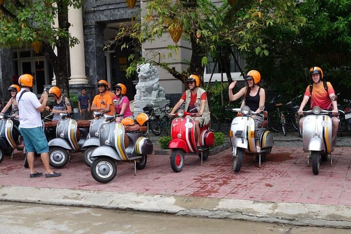 Hanoi Vespa Tour: 4-Day City Immersion From Old Quarter to Long Bien Bridge photo 4