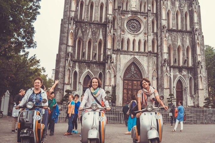 Hanoi Vespa Tour: 4-Day City Immersion From Old Quarter to Long Bien Bridge photo 3
