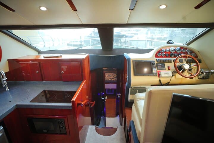 Dubai 50ft Al Shali Yacht Rental — 1-Hour Private Cruise for 20 photo 4