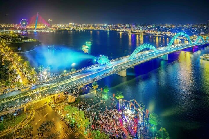 Da Nang Night Markets & Han River Cruise: Private Evening Tour