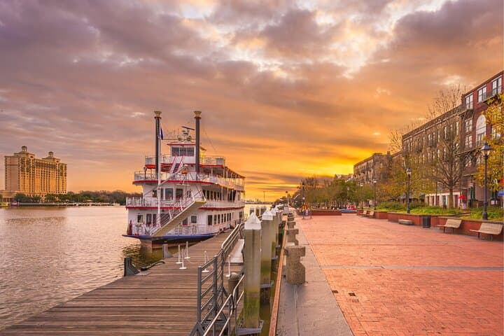 Explore Savannah on a Self-Guided Scavenger Hunt Adventure photo 4