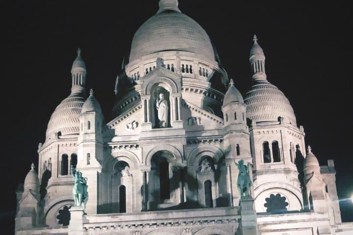 Paris by Night: 3H Champagne Tour in a Pink Citroën 2CV photo 4
