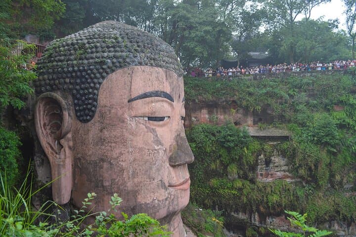 Chengdu to Leshan Giant Buddha and Mount Emei: 2-Day Sunrise & Summit Tour photo 2