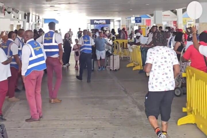 Private Airport Transfer Montego Bay (MBJ) to Negril — Direct Door-to-Door Service photo 4