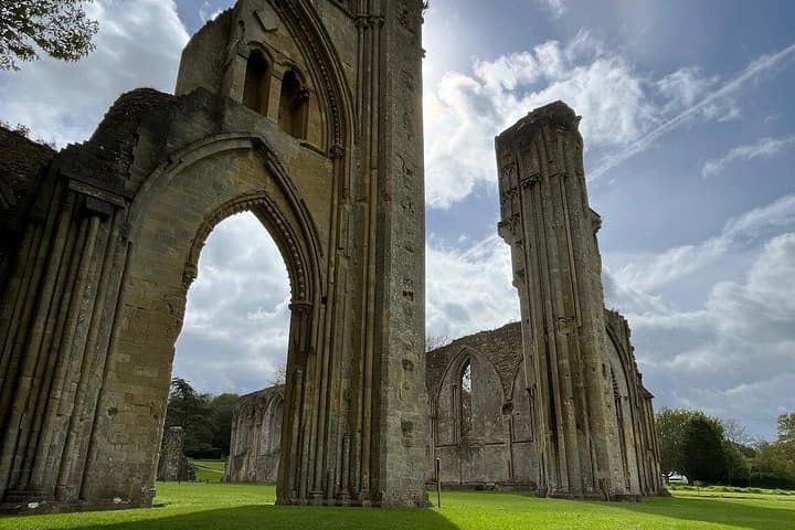 From Bath to Cheddar Gorge: Private Day Trip to Glastonbury Tor & Wells Cathedral photo 3