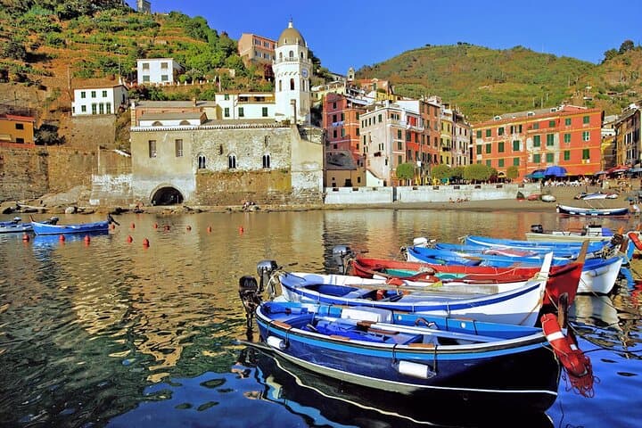 Cinque Terre Private Tour from Livorno: A One-Day Coastal Walking and Boat Experience photo 5
