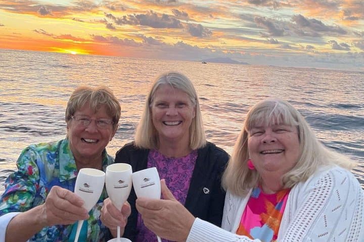 Sunset Cruise Along the Amalfi Coast — 4-Hour Private Boat with Dinner Stop photo 2