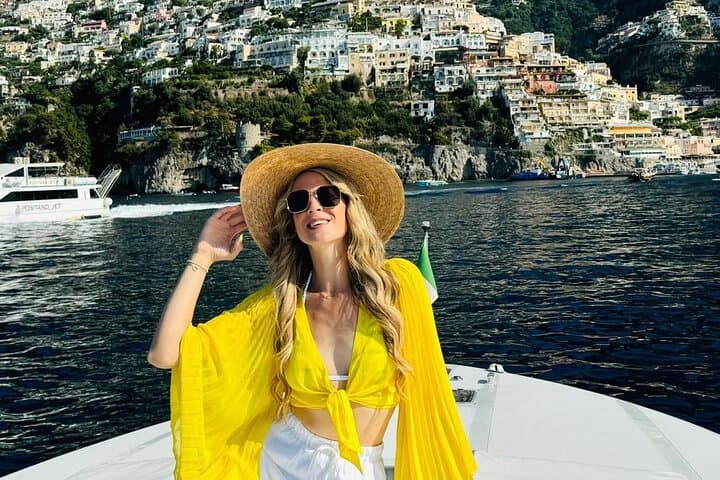 Sunset Cruise Along the Amalfi Coast — 4-Hour Private Boat with Dinner Stop
