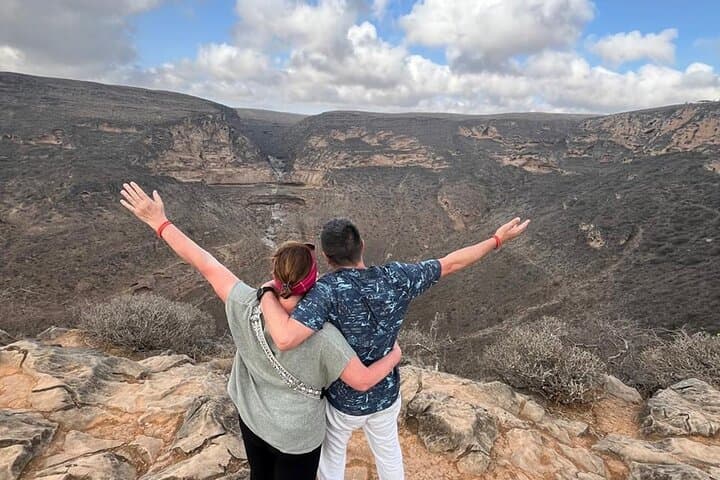 Taqa Town and Jabal Samhan Day Tour — Wadi Darbat, Taqah Castle & Gravity Point