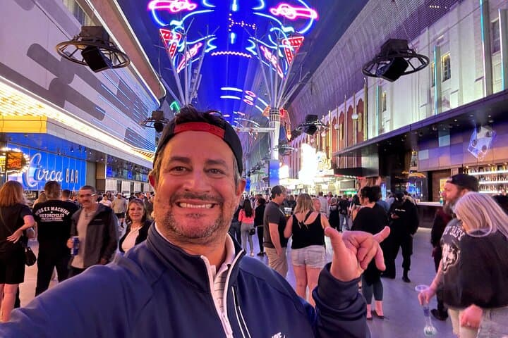 Private Las Vegas Movie Locations Tour — Ultimate Film Sites on the Las Vegas Strip photo 2