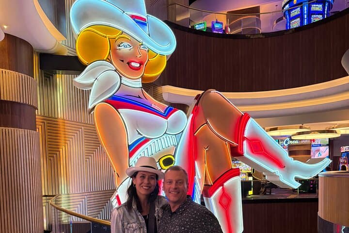 Famous Las Vegas Tour: Two-Hour Private Strip Sightseeing Experience photo 3