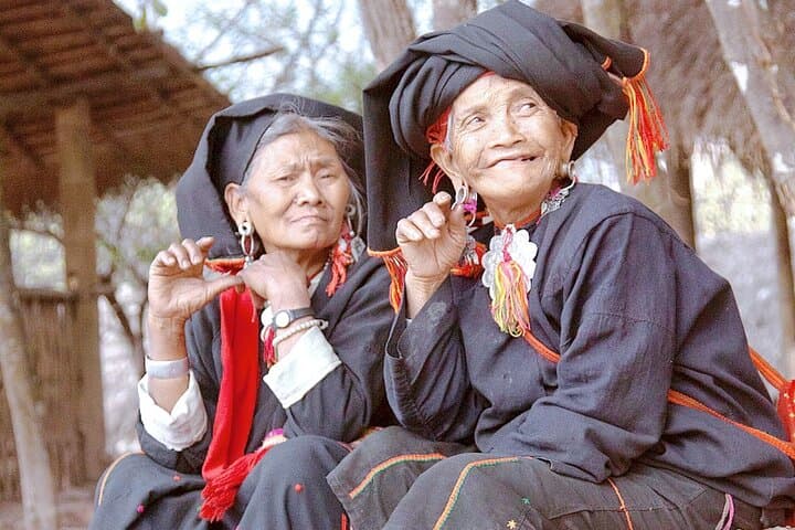 7-Day Sanjiang Zhaoxing Huangguoshu Private Tour: Rice Terraces, Dong Villages & China’s Largest Waterfall