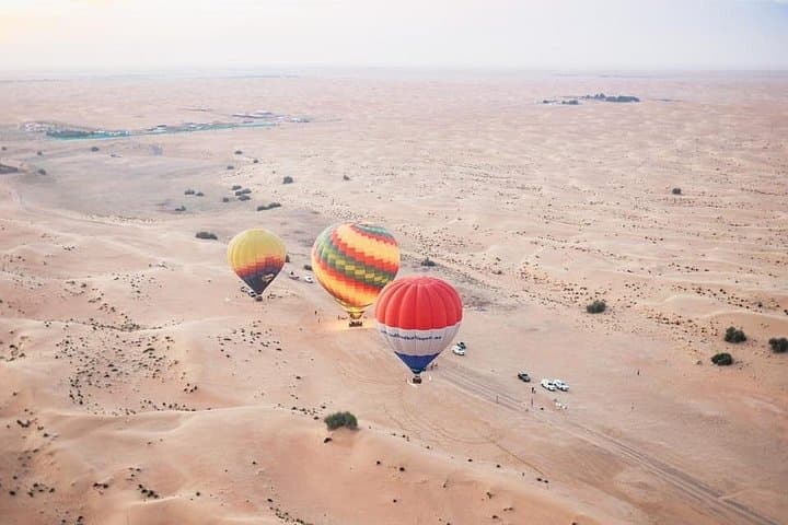 Sunrise Hot Air Balloon Over Dubai Desert Conservation Reserve photo 3