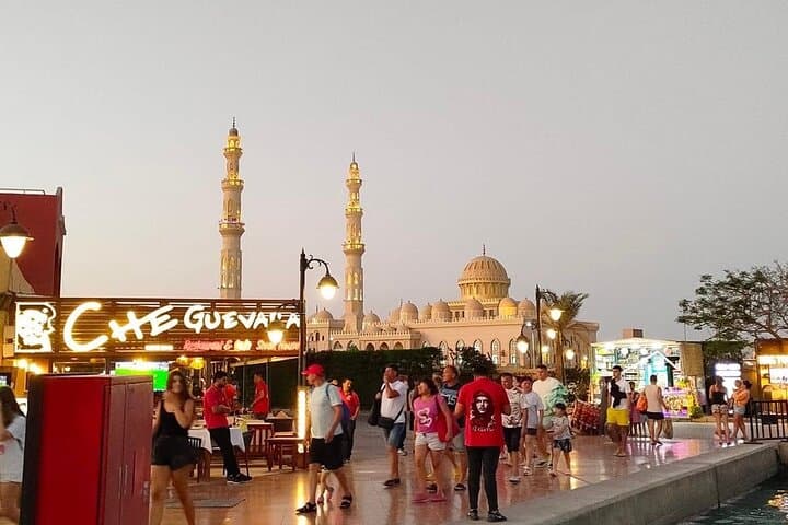 Private Hurghada City Tour — Marina, Fish Market & Old Town Experience photo 4