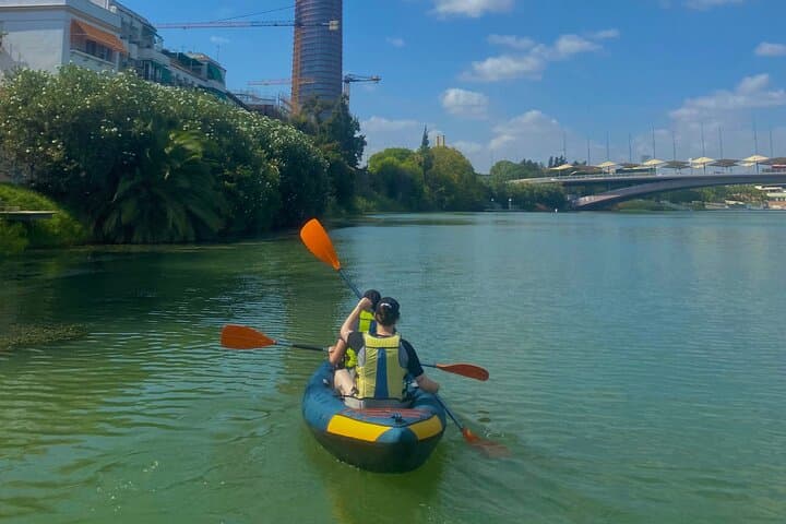 Seville Kayak Tour on the Guadalquivir — City Sights from the Water photo 3