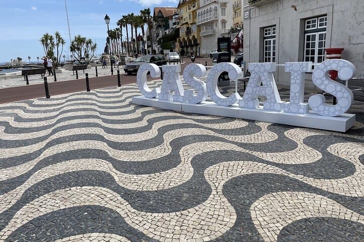 Sintra & Cabo da Roca Day Trip from Lisbon: Pena Palace, Cascais & Boca do Inferno photo 6