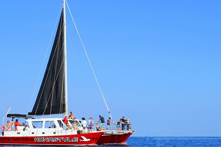 Afternoon Ali'i Adventure: Kona Catamaran Snorkel & Sail photo 3