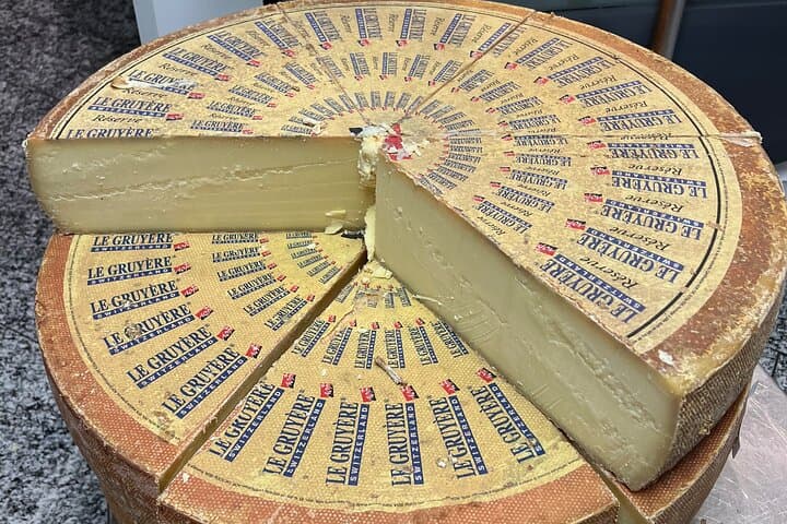 Swiss Cheese, Chocolate & Lavaux Wine Tour from Zurich: Gruyères, Broc & Lavaux Vineyards