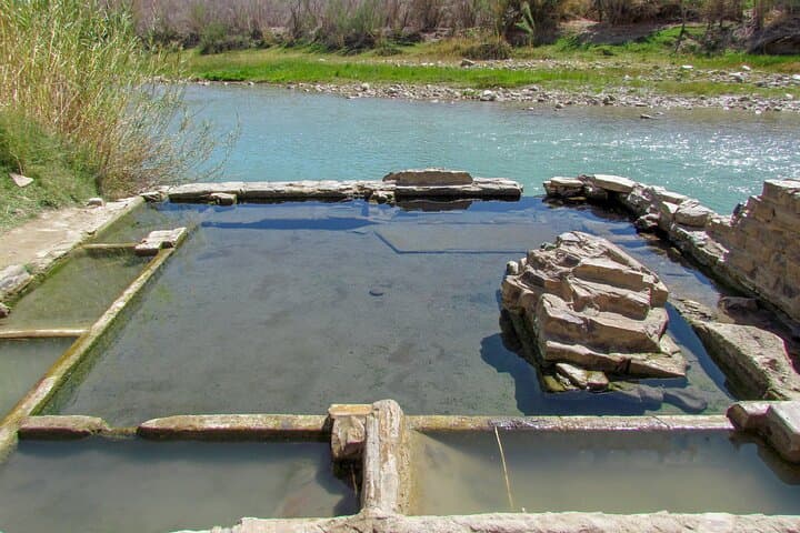 Paddle and Hike Hot Springs Canyon: Full-Day Rio Grande Adventure in Big Bend photo 2