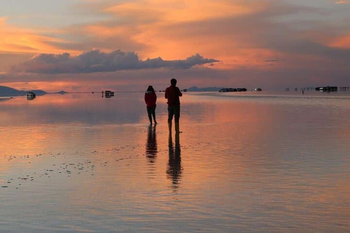 From Puno to Uyuni: A 5-Day Salt-Flat Expedition Across Lake Titicaca and Andean Landscapes photo 6