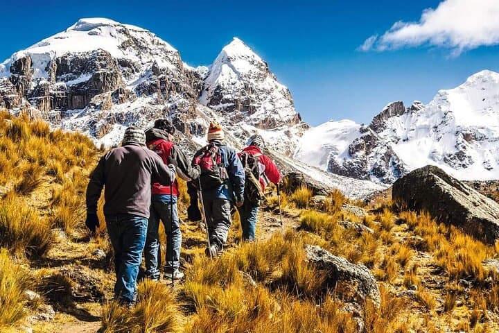 Mini Huayhuash Trek: 4-Day High-Altitude Circuit from Huaraz