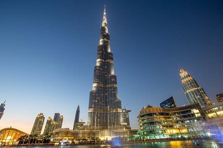 Skyline at 555m: Burj Khalifa Views & SKY Lounge Access photo 5