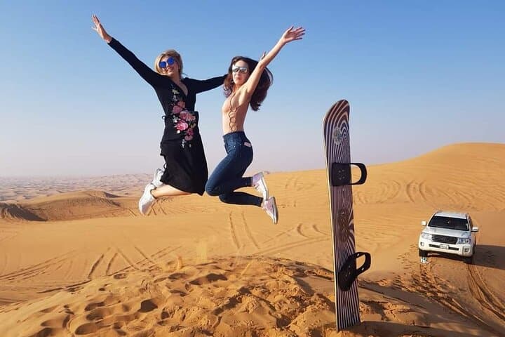 private-morning-desert-safari-dubai-dune-bashing-sandboarding photo 4