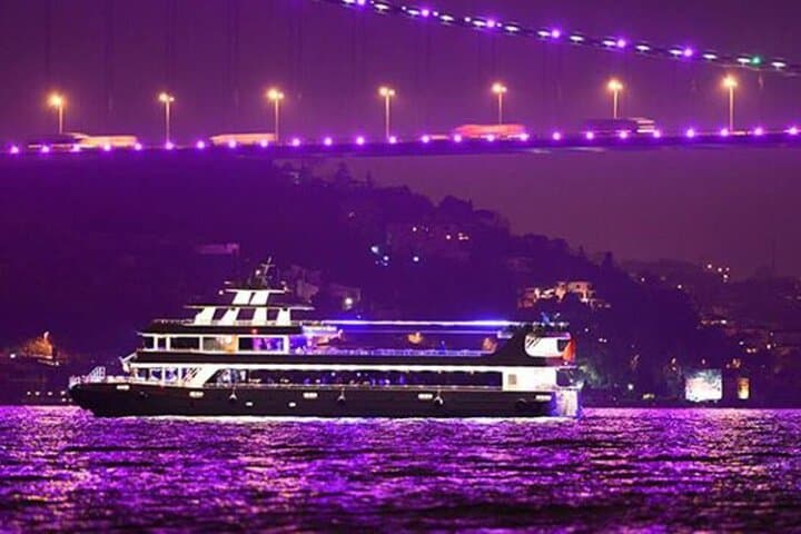Evening Bosphorus Dinner Cruise with Live Turkish Dance and Historic Views photo 4