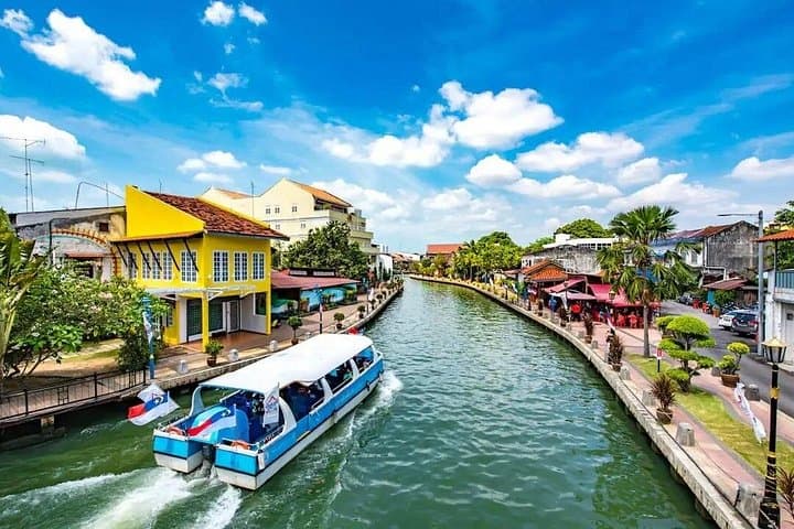 Private Malacca Historical Day Trip from Kuala Lumpur — Stadthuys to Jonker Street photo 4