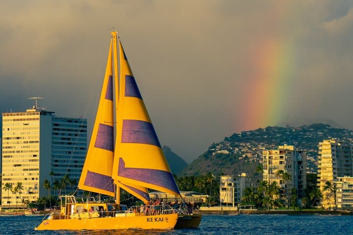 Waikiki Beach Sunset Sail on Ke Kai — 90-Minute Catamaran Cruise with Drinks photo 4
