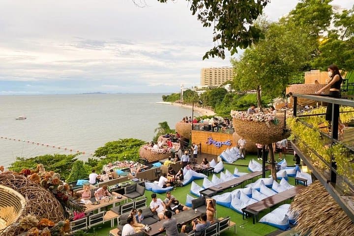 Pattaya Dreamy Photo Tour: Full-Day VIP Coastal & Tiger Park Experience photo 2