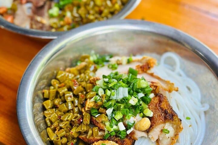 Wukong Guilin Neighborhood Food Tour: Authentic Street Eats & Local Flavors