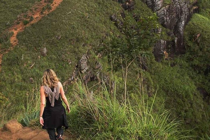 Ella Private Day Tour: Nine Arch Bridge, Little Adam's Peak & Udawalawe Elephant Transit photo 3