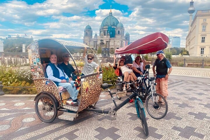 Berlin Rickshaw Private Sightseeing Tour — 1–2 Hour City Highlights photo 3