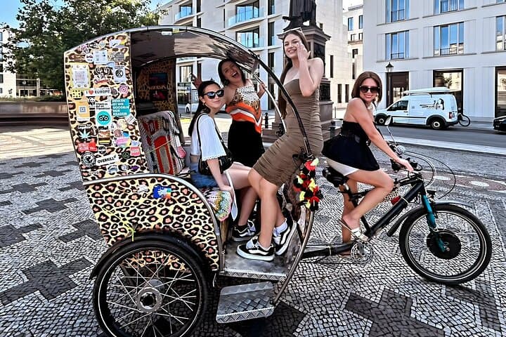 Berlin Rickshaw Private Sightseeing Tour — 1–2 Hour City Highlights photo 4
