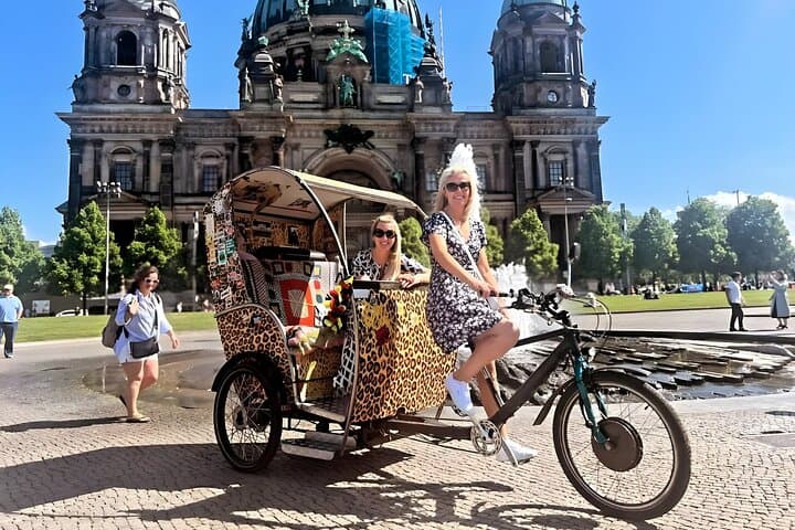 Berlin Rickshaw Private Sightseeing Tour — 1–2 Hour City Highlights photo 2