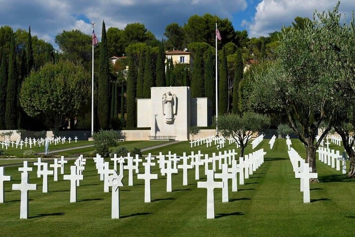 Private Day Trip to Normandy D-Day Beaches & American Cemetery from Paris photo 3