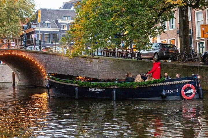 Amsterdam Light Festival Open Boat Cruise (Unlimited Drinks Option) photo 4